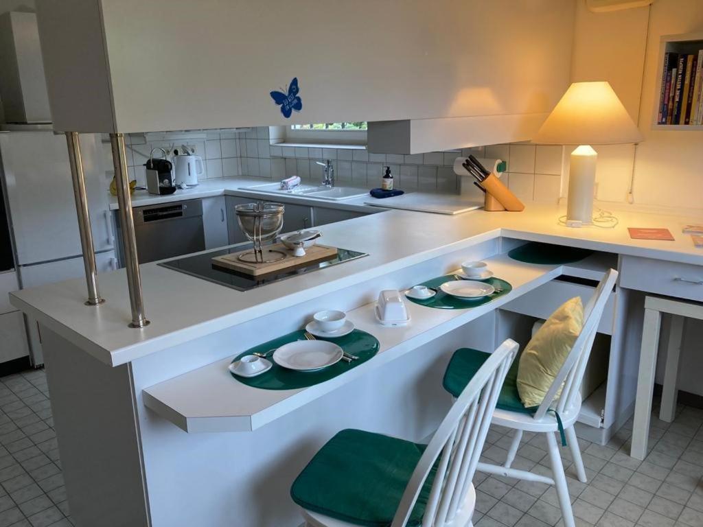 Schoenes Zimmer In Guter Lage In Aalen/Unterkochen Esterno foto